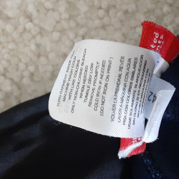 🌹 2 pairs of boys athletic shorts. Superman and tek gear. 3T. - Picture 4 of 7